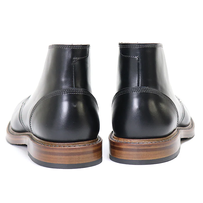THE STEADFAST CHUKKA BOOTS / CALFSKIN / BLACK - Image 4