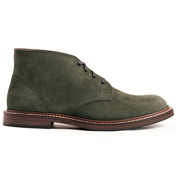 THE STEADFAST CHUKKA BOOTS / JAPANESE SUEDE / OLIVE - Image 4
